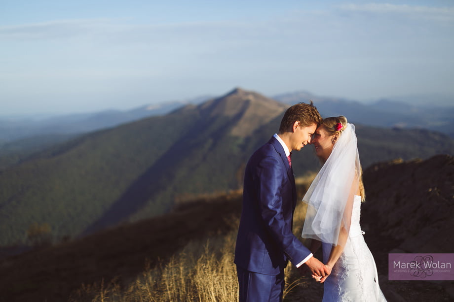 sesja ślubna pary młodej w górach