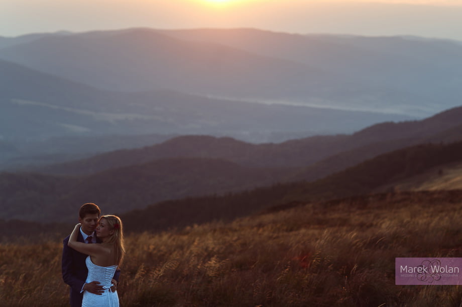 sesja ślubna pary młodej w górach