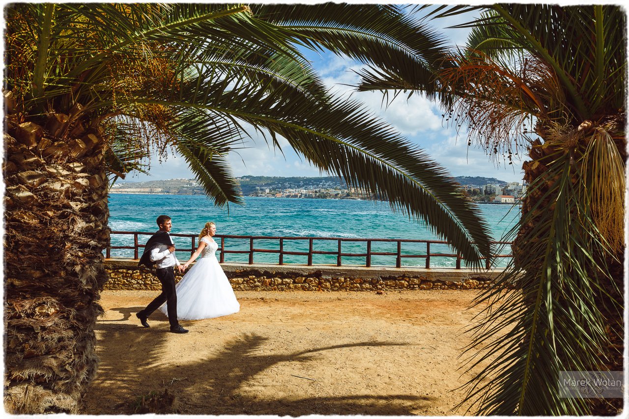 zagraniczna sesja ślubna pary młodej w grecji